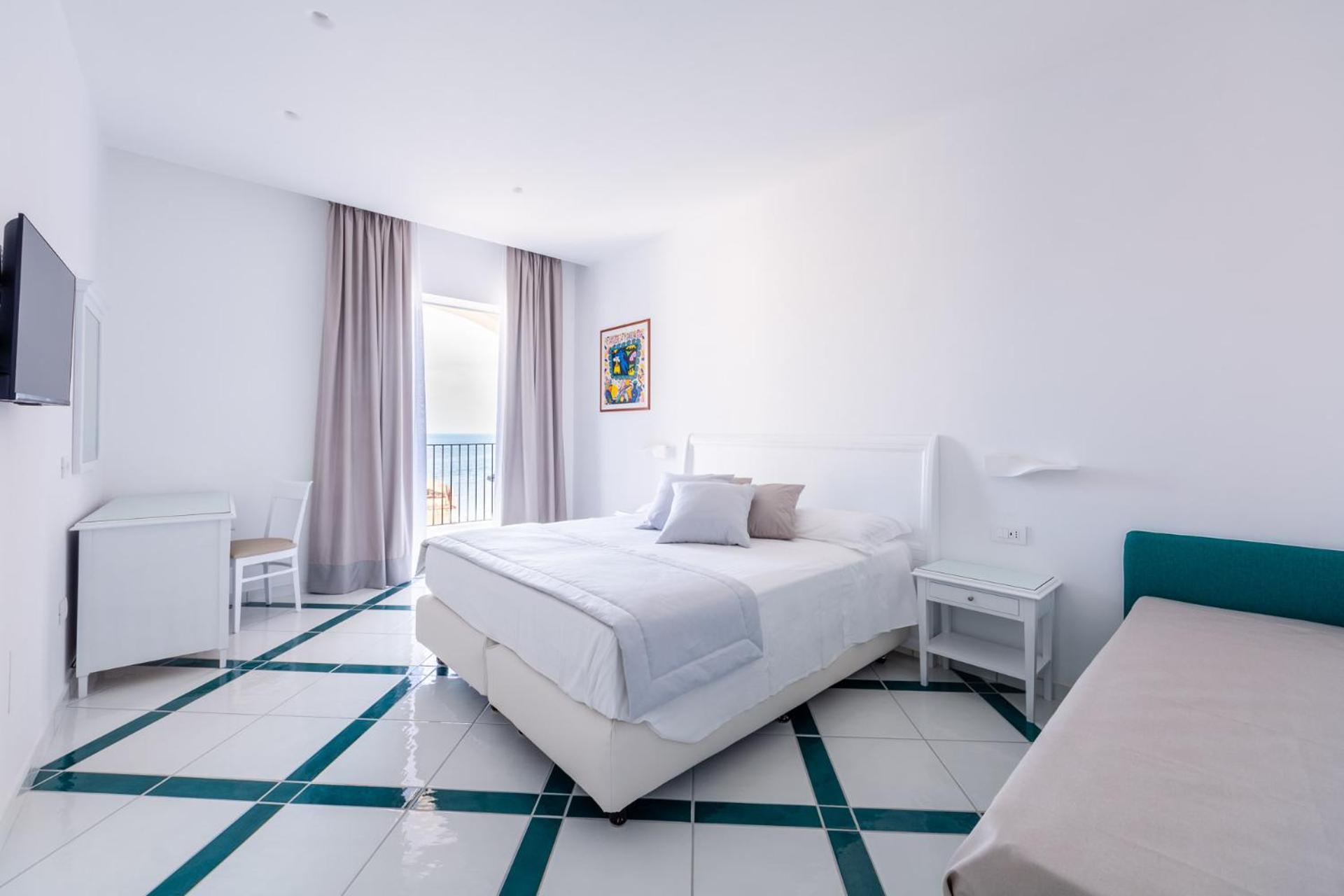 Hotel San Francesco Maiori Buitenkant foto